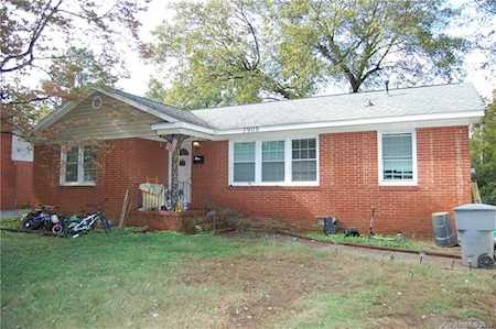 1908 Windham Place Charlotte, NC 28205