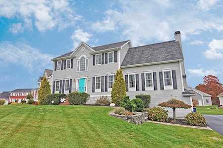 3 Olivia Way Seekonk, MA 02771