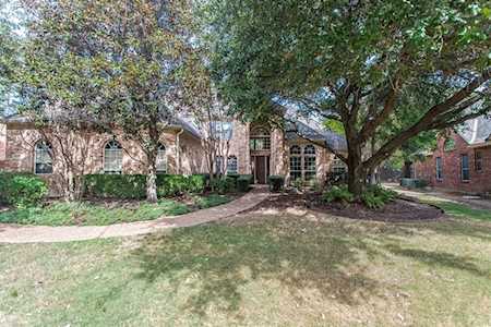 1050 Highland Oaks Drive Southlake, TX 76092