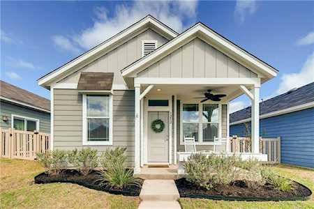 1252 Nevarez Kyle, TX 78640