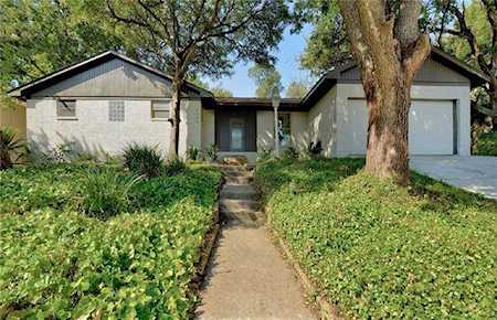 7104 Creighton Ln Austin, TX 78723