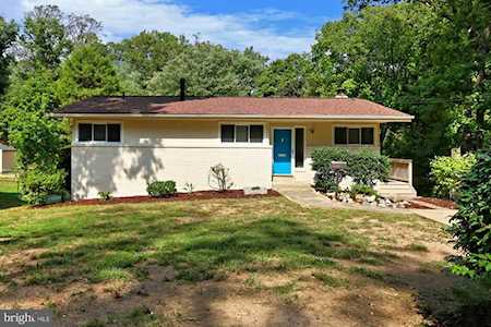 7817 Glenister Dr Springfield, VA 22152