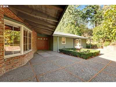 3515 SW Shattuck Rd Portland, OR 97221