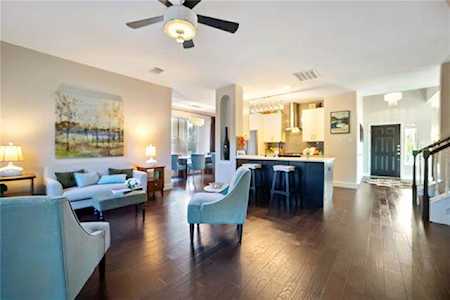 5705 Lomita Verde Cir Austin, TX 78749