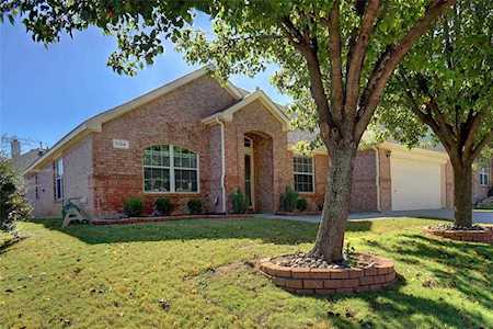 5104 Bay View Drive Fort Worth, TX 76244