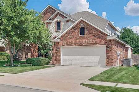 8640 Corral Circle Fort Worth, TX 76244