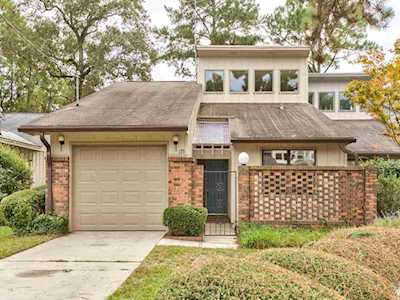 175 NE Villas Court Tallahassee, FL 32303