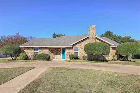 20 Crestwood Drive Trophy Club, TX 76262