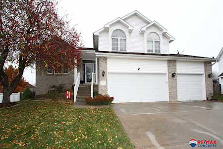 6120 Cheney Ridge Circle Lincoln, NE 68516