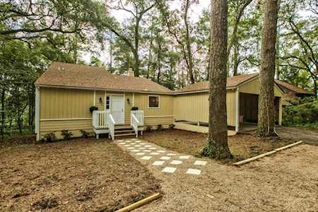 2109 Cheeke Nene Tallahassee, FL 32301