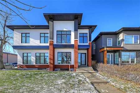 2839 35 Street SW Calgary, AB T3E 2Y4