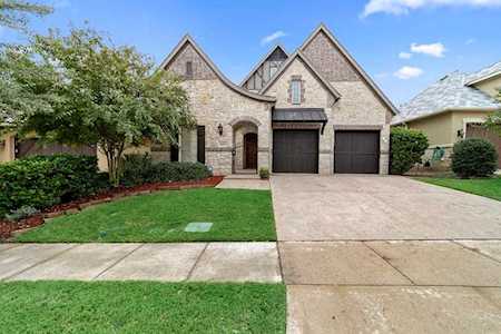 8605 Wakefield Drive Mckinney, TX 75070
