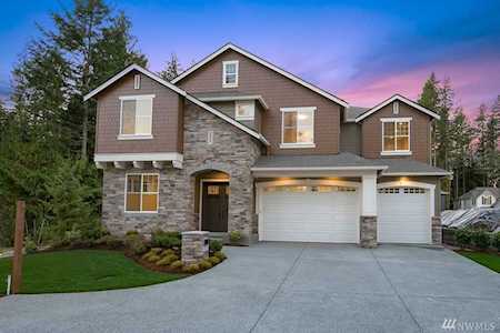 26055 SE 36th St Sammamish, WA 98075