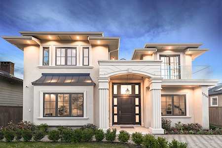 1356 Fulton Avenue West Vancouver, BC V7T 1N8