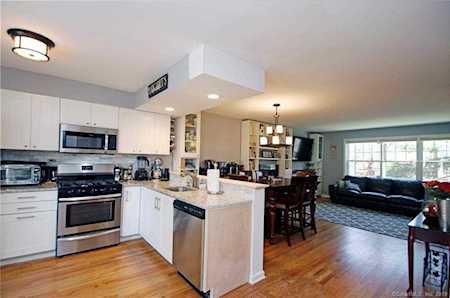 3 Kimberwick Court #3 Middlebury, CT 06762