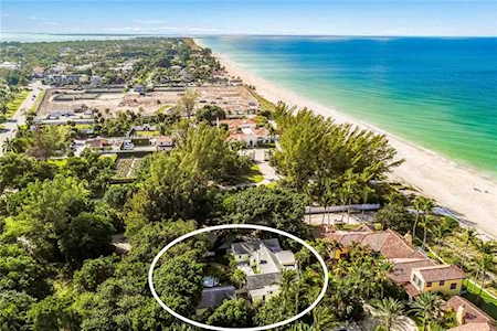 921 W 9Th Street Boca Grande, FL 33921