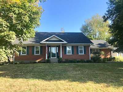 8117 Watterson Trail Louisville, KY 40299