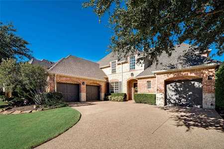 8012 Connestee Drive Mckinney, TX 75070