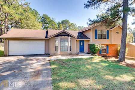 7646 Park Ln Jonesboro, GA 30236