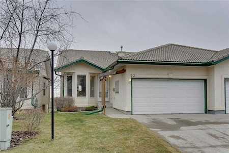 Strathearn Garden(s) SW #93 Calgary, AB T3H 2R1