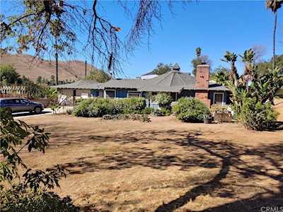 11169 Western Hills Drive Riverside, CA 92505