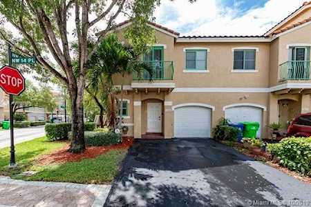 12606 NW 14th Pl Sunrise, FL 33323