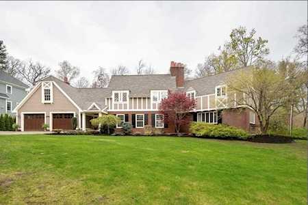 5 Fernway Winchester, MA 01890