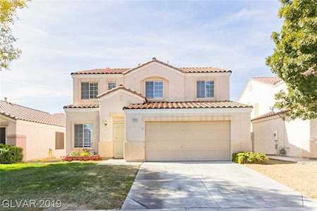 7921 Hollow Pine St Las Vegas, NV 89143