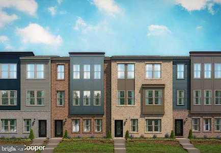 10498 Davis Place Manassas, VA 20110