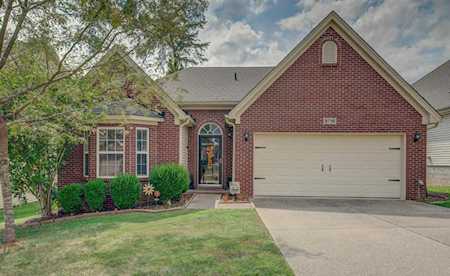 8716 Chetwood Trace Dr Louisville, KY 40291