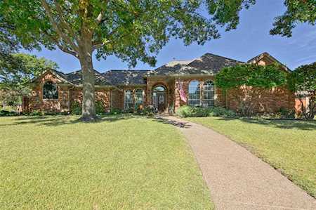 5117 Watch Hill Circle Plano, TX 75093