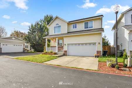 1928 Meadowood Lp Woodland, WA 98674