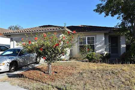 661 Carbajal Ct. Chula Vista, CA 91911