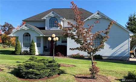 191 Flyaway Rd Castle Rock, WA 98611