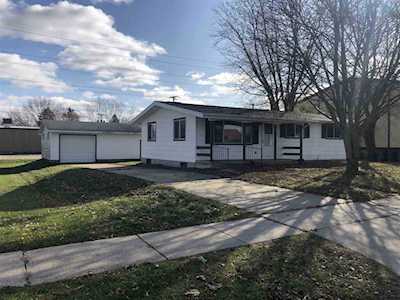 120 N Franklin St Poynette, WI 53955