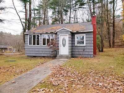 44 Overlook Rd Holland, MA 01521