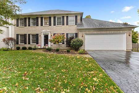 5311 Sand Lily Dr Naperville, IL 60564