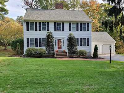 64 Nevin Road Weymouth, MA 02190