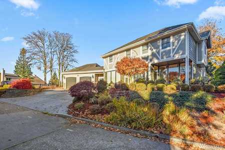 1 Jeffery Place Longview, WA 98632