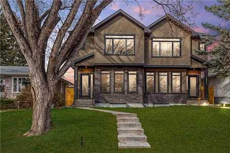 1838 18 Avenue NW Calgary, AB T2M 0X5