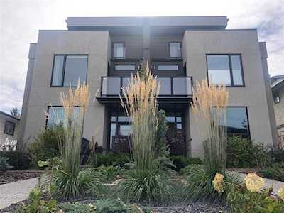 1811 Broadview Road NW Calgary, AB T2N 3H6