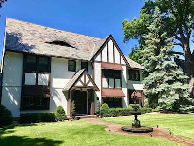 2225 Summit Avenue Saint Paul, MN 55105