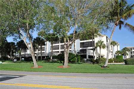 1651 Beach Road Englewood, FL 34223