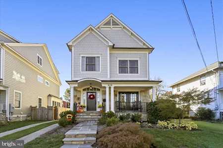 908 Cleveland St Arlington, VA 22201
