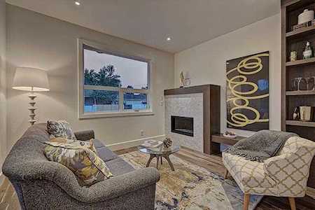 2006 4 Street NW Calgary, AB T2M 5B1