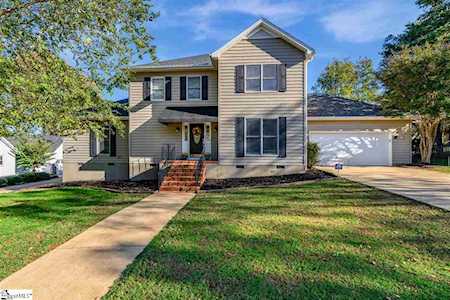 204 Grayson Dr Travelers Rest, SC 29690