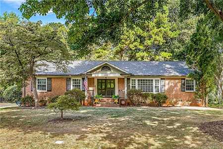 2135 Collingdale Place Charlotte, NC 28210