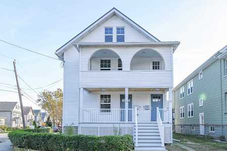 22 Maplewood #24 Watertown, MA 02472