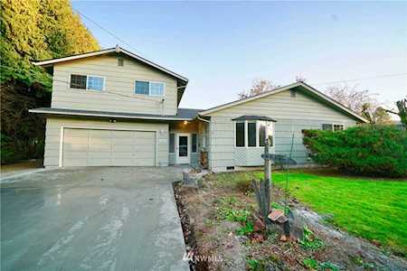 2420 46th Ave Longview, WA 98632