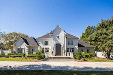 2521 W Ingleside Farm Rd Germantown, TN 38139